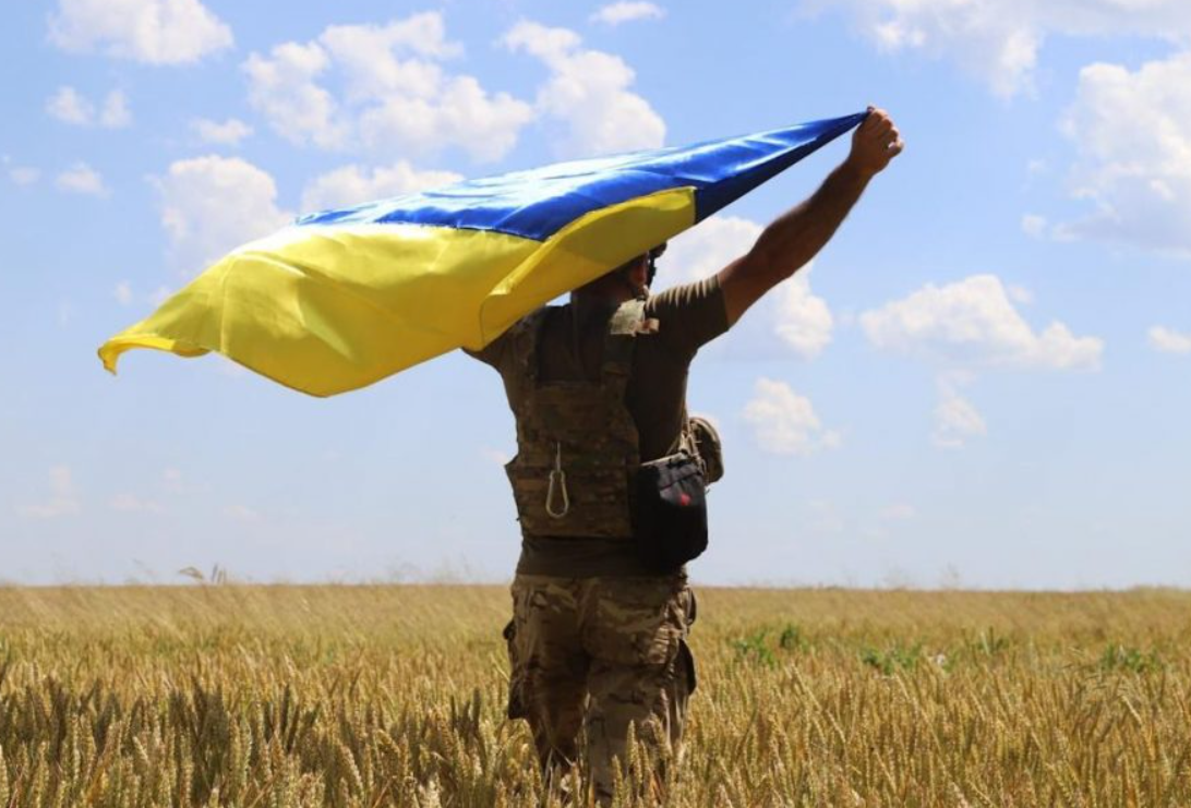 Усе тримається на Вас: команда волонтерів Благодійної організації «Легіт» від щирого серця вітає Захисників і Захисниць з Днем Збройних Сил України